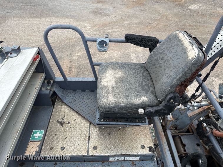 image for item EJ4676 2010 Vogele Vision 5200-2 paver