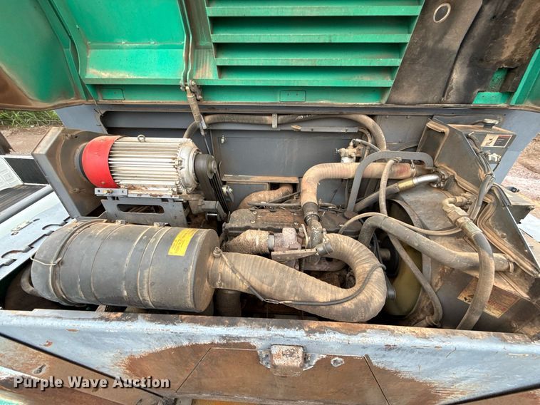 image for item EJ4676 2010 Vogele Vision 5200-2 paver