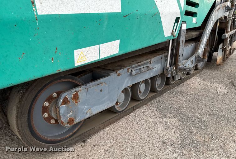 image for item EJ4676 2010 Vogele Vision 5200-2 paver