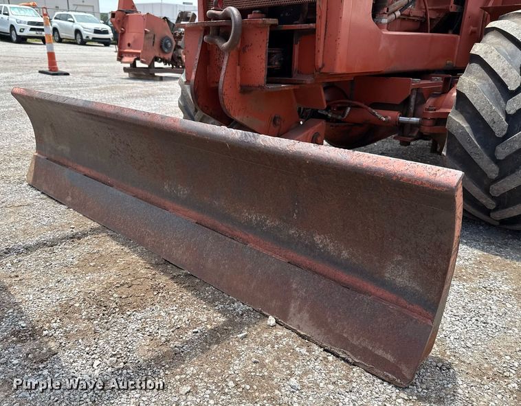 image for item EJ4680 1995 Ditch Witch 7610DD rock saw