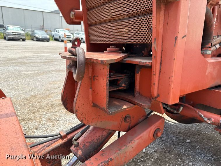 image for item EJ4680 1995 Ditch Witch 7610DD rock saw