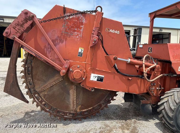 image for item EJ4680 1995 Ditch Witch 7610DD rock saw