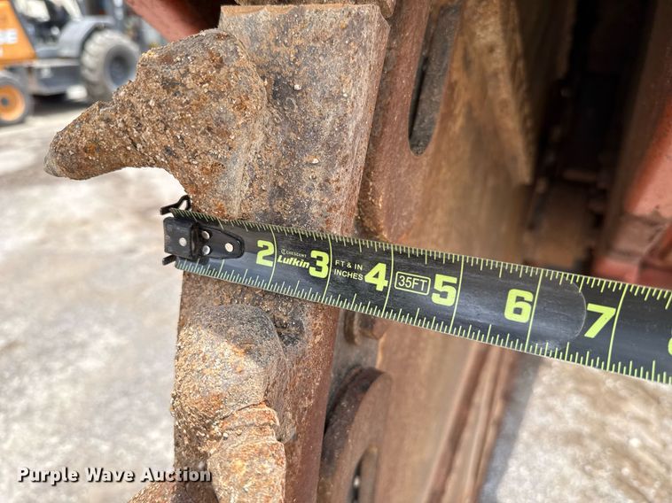 image for item EJ4680 1995 Ditch Witch 7610DD rock saw