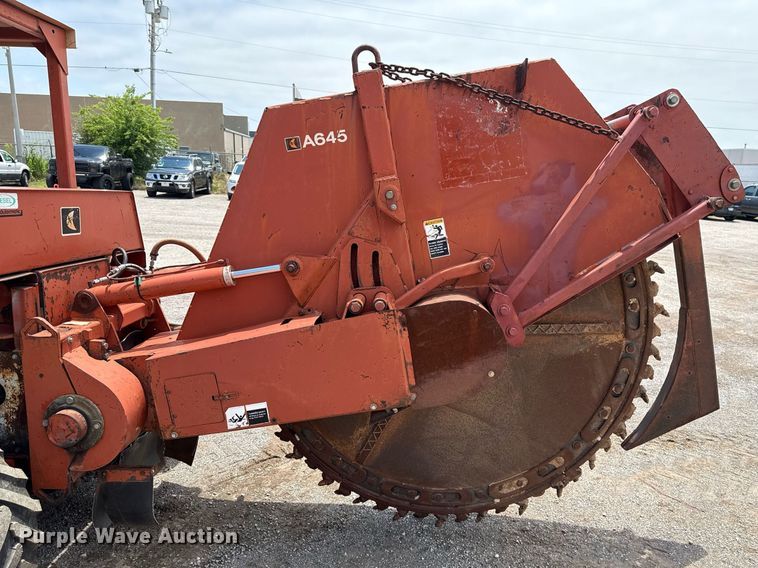 image for item EJ4680 1995 Ditch Witch 7610DD rock saw