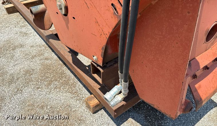 image for item EJ4680 1995 Ditch Witch 7610DD rock saw