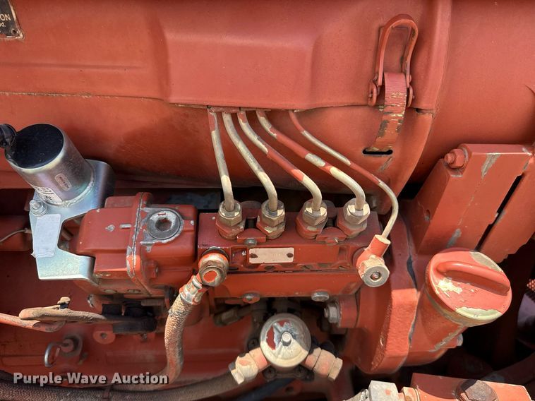 image for item EJ4680 1995 Ditch Witch 7610DD rock saw