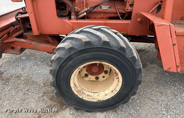 image for item EJ4680 1995 Ditch Witch 7610DD rock saw