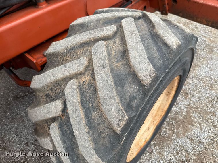 image for item EJ4680 1995 Ditch Witch 7610DD rock saw