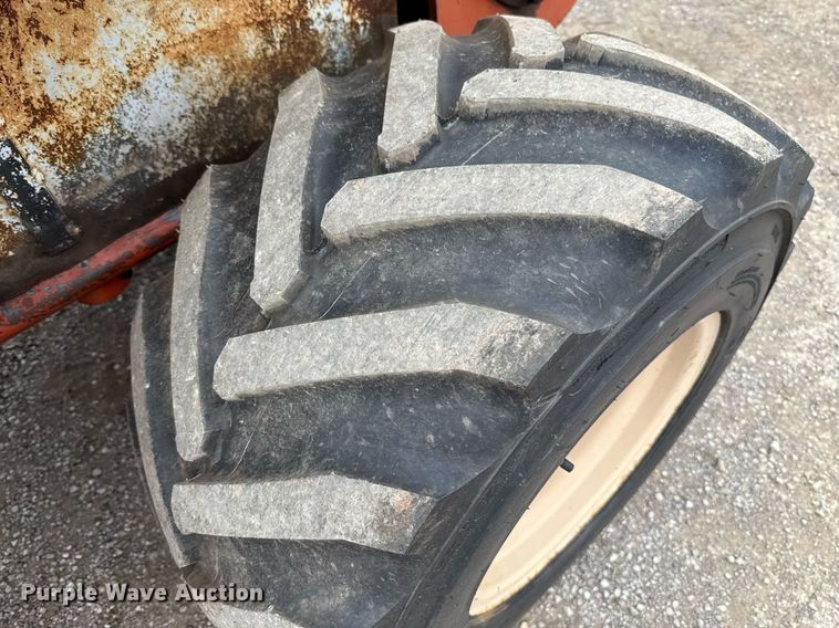 image for item EJ4680 1995 Ditch Witch 7610DD rock saw