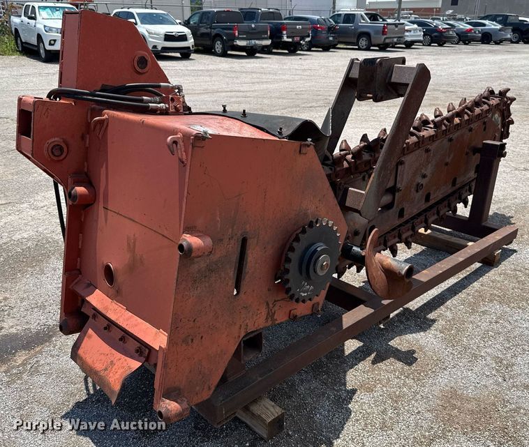 image for item EJ4680 1995 Ditch Witch 7610DD rock saw