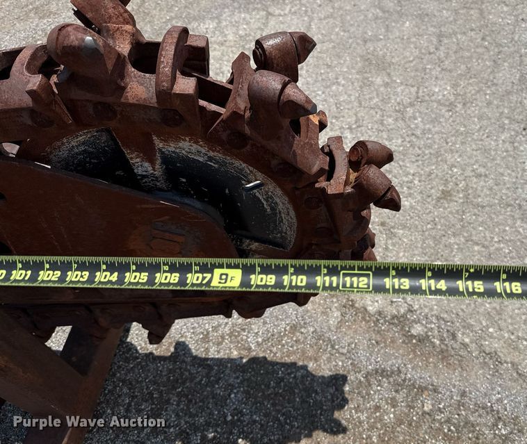 image for item EJ4680 1995 Ditch Witch 7610DD rock saw