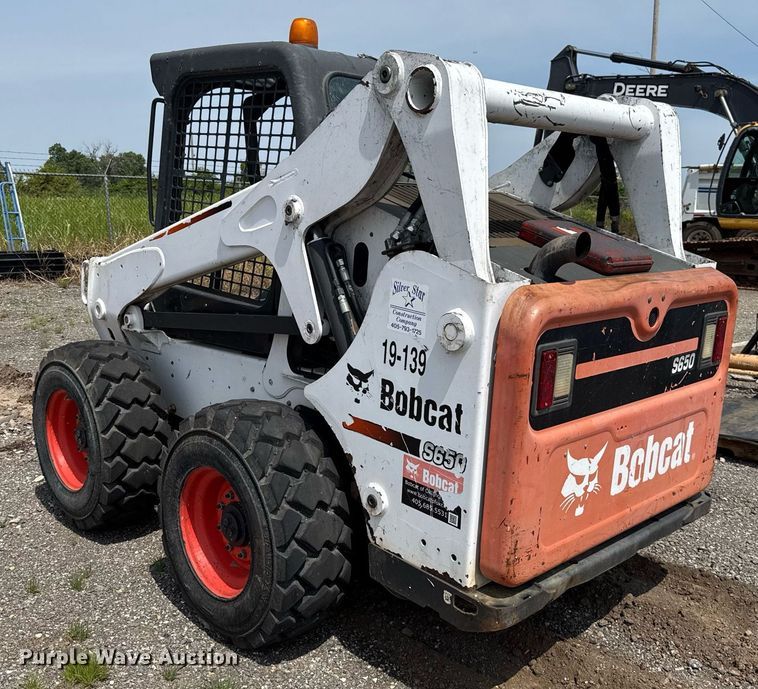 image for item EJ4699 2016 Bobcat S650 skid steer loader