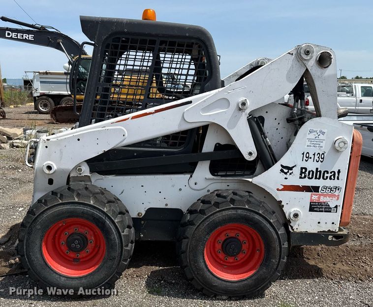 image for item EJ4699 2016 Bobcat S650 skid steer loader
