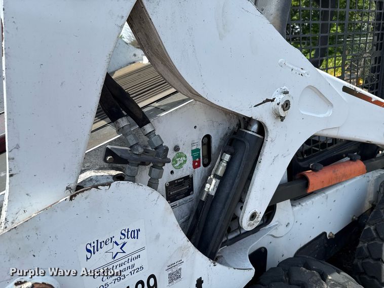 image for item EJ4699 2016 Bobcat S650 skid steer loader