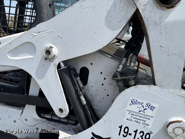 image for item EJ4699 2016 Bobcat S650 skid steer loader