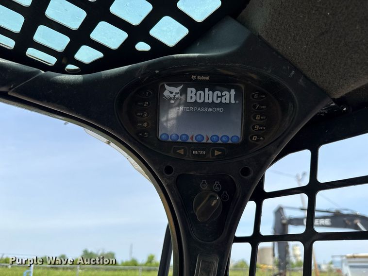 image for item EJ4699 2016 Bobcat S650 skid steer loader