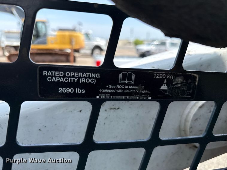 image for item EJ4699 2016 Bobcat S650 skid steer loader