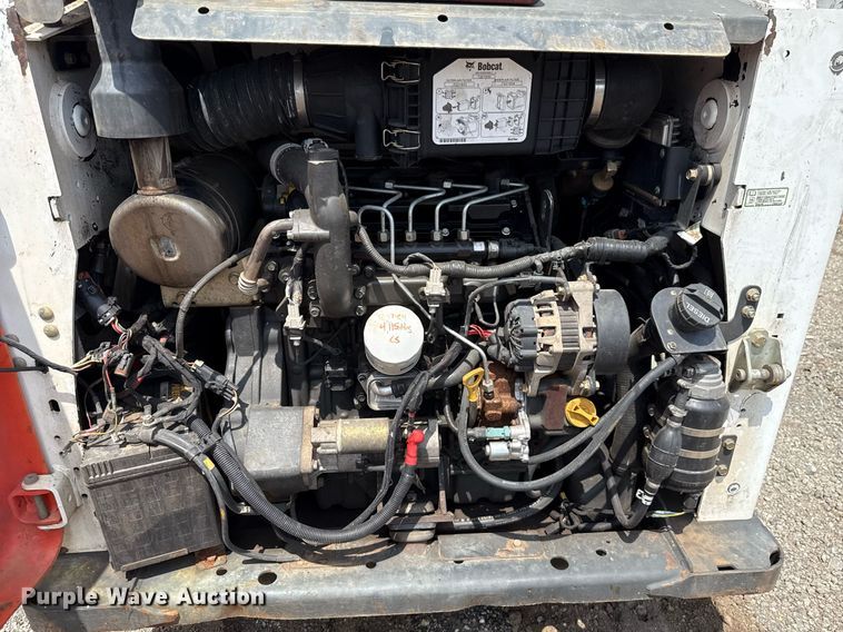 image for item EJ4699 2016 Bobcat S650 skid steer loader