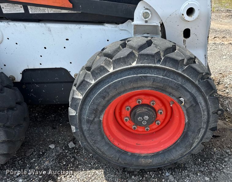 image for item EJ4699 2016 Bobcat S650 skid steer loader