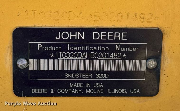 image for item EJ4725 2011 John Deere 320D skid steer loader
