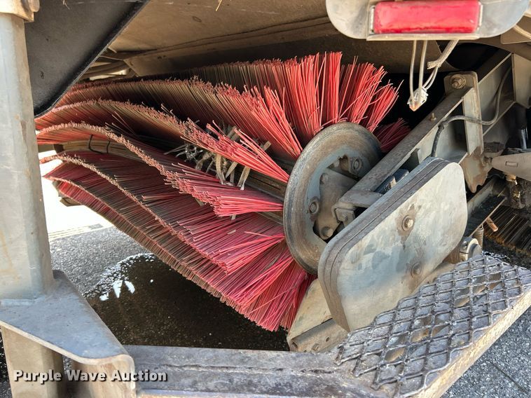 image for item EK8174 2009 Elgin Pelican NP street sweeper