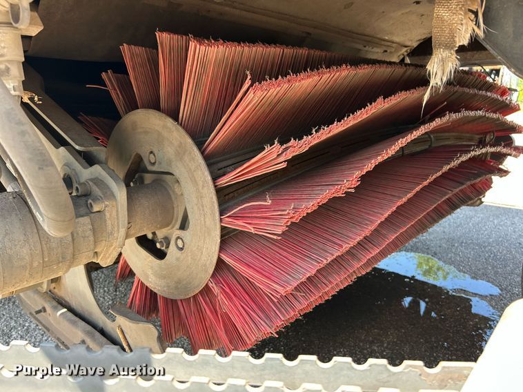 image for item EK8174 2009 Elgin Pelican NP street sweeper