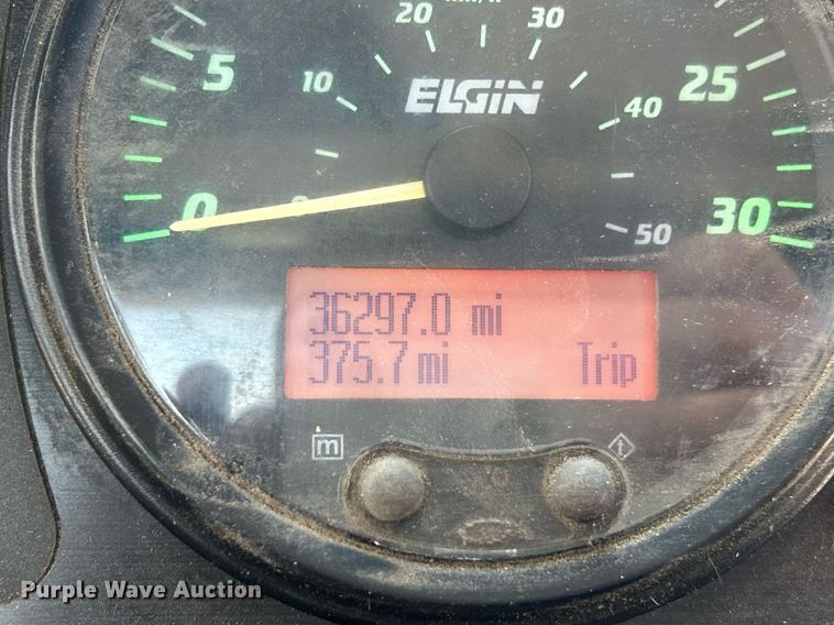 image for item EK8174 2009 Elgin Pelican NP street sweeper