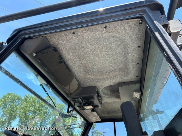 image for item EK8174 2009 Elgin Pelican NP street sweeper