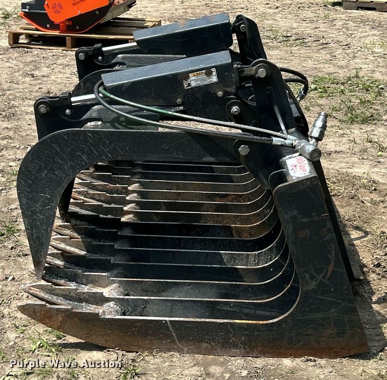 image for item EK8181 Stout HD72-4 skid steer grapple bucket