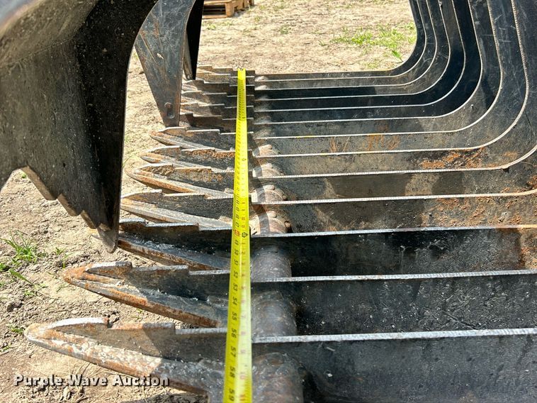 image for item EK8181 Stout HD72-4 skid steer grapple bucket