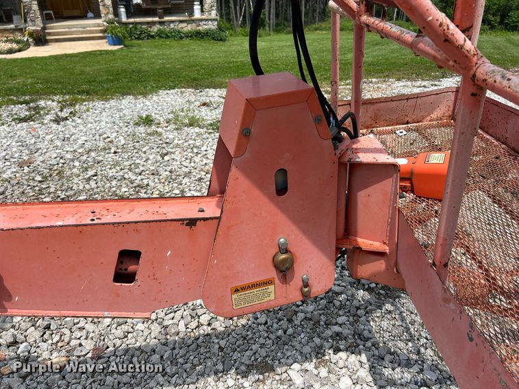 image for item EK8185 JLG 45 boom lift