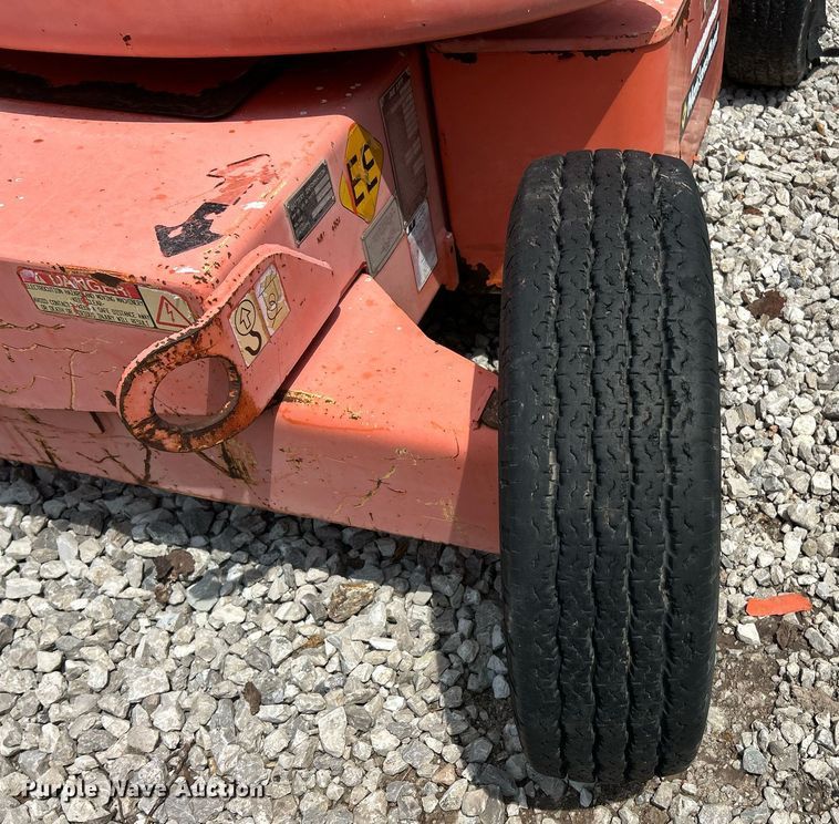 image for item EK8185 JLG 45 boom lift