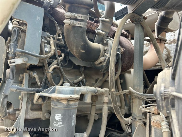 image for item EK8189 2009 Elgin Pelican NP sweeper