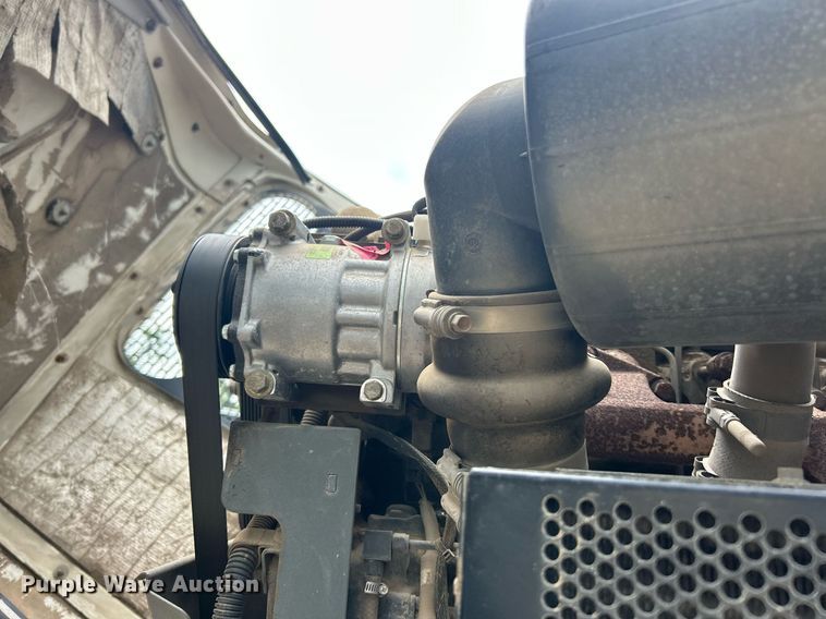 image for item EK8189 2009 Elgin Pelican NP sweeper