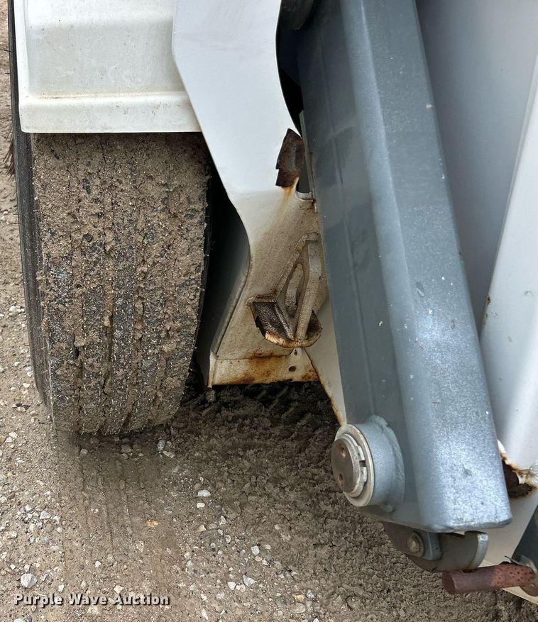 image for item EK8189 2009 Elgin Pelican NP sweeper