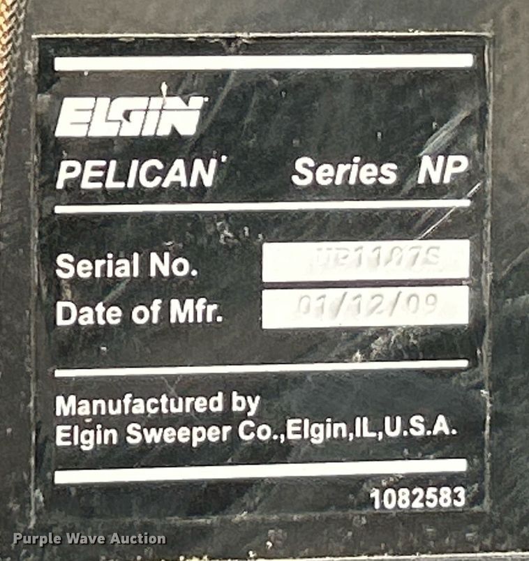 image for item EK8189 2009 Elgin Pelican NP sweeper