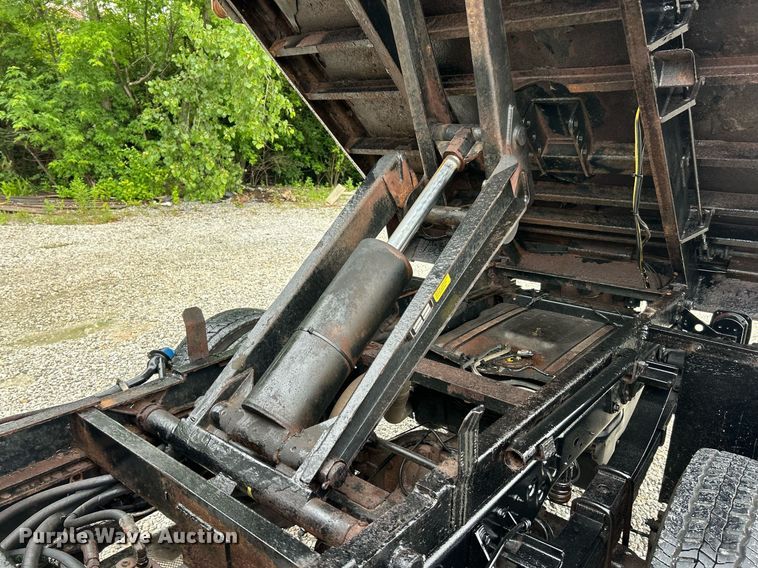 image for item EK8194 2011 Ford F450 Super Duty XL dump truck