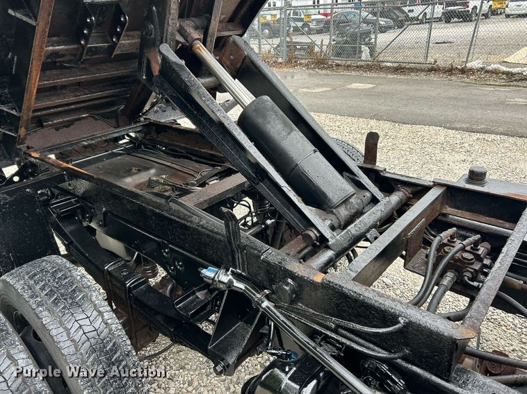 image for item EK8194 2011 Ford F450 Super Duty XL dump truck