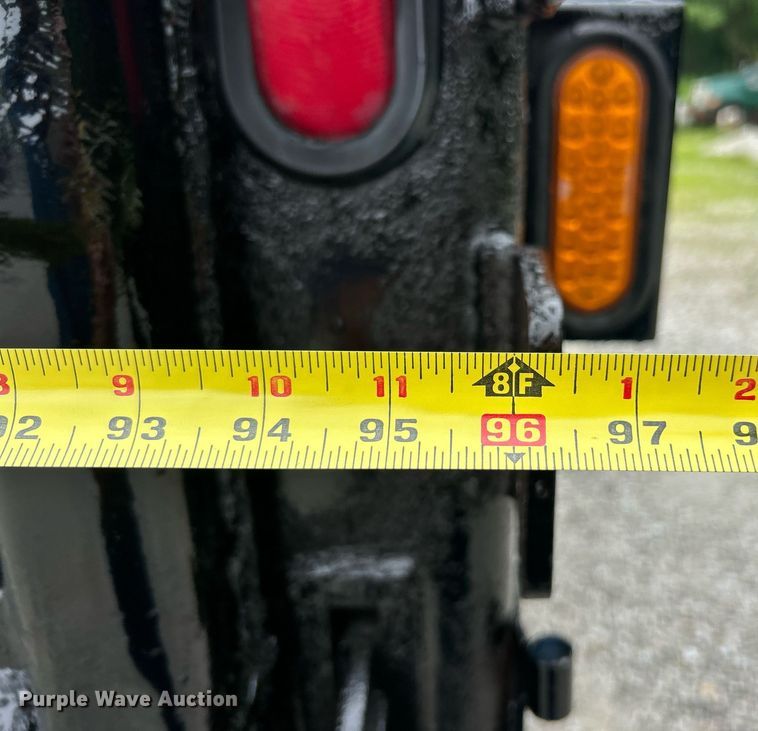 image for item EK8194 2011 Ford F450 Super Duty XL dump truck