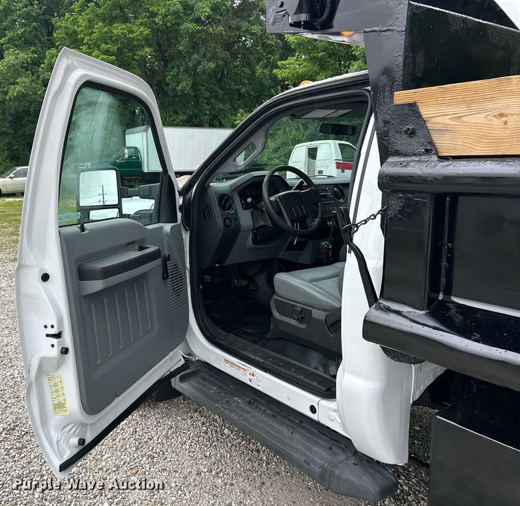 image for item EK8194 2011 Ford F450 Super Duty XL dump truck