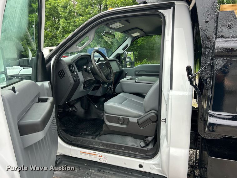 image for item EK8194 2011 Ford F450 Super Duty XL dump truck