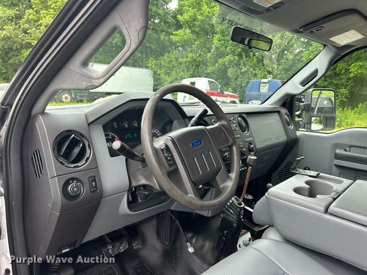 image for item EK8194 2011 Ford F450 Super Duty XL dump truck