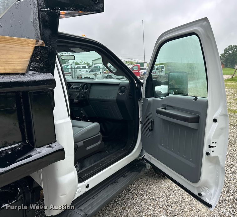 image for item EK8194 2011 Ford F450 Super Duty XL dump truck