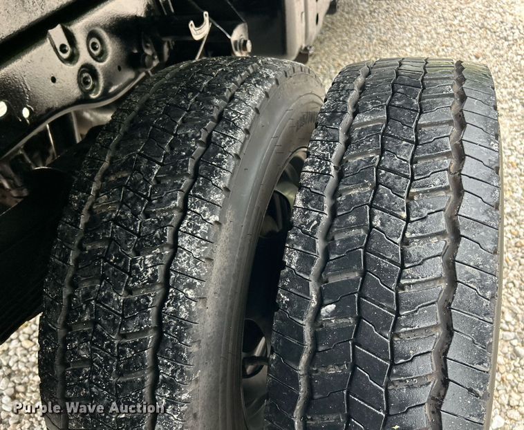 image for item EK8194 2011 Ford F450 Super Duty XL dump truck