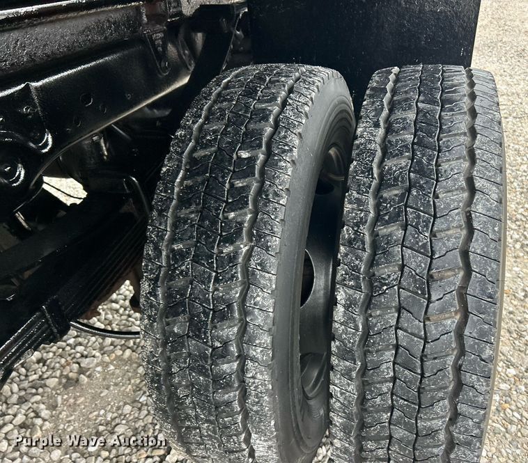 image for item EK8194 2011 Ford F450 Super Duty XL dump truck