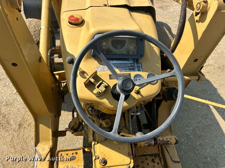 image for item EK8201 1984 Ford 445 tractor