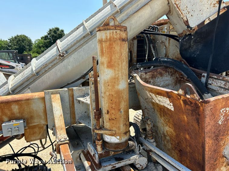 image for item EK8206 Power Curber 5700-B curb machine