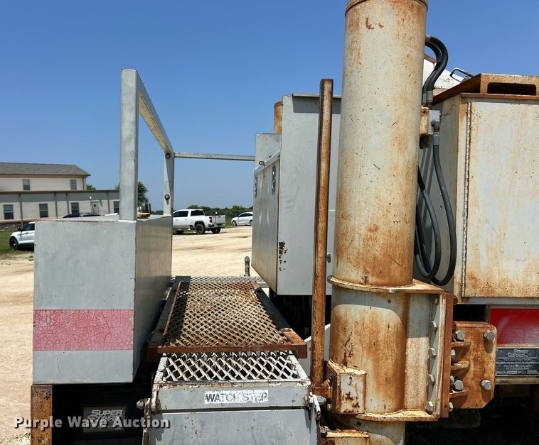 image for item EK8206 Power Curber 5700-B curb machine