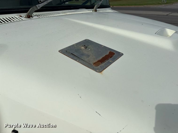 image for item EM2591 1987 Ford L8000 sewer jetter truck