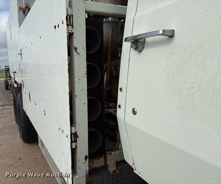 image for item EM2591 1987 Ford L8000 sewer jetter truck